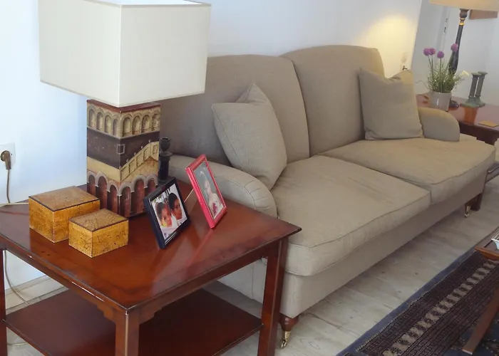 Вилла In Front Of The Beach.