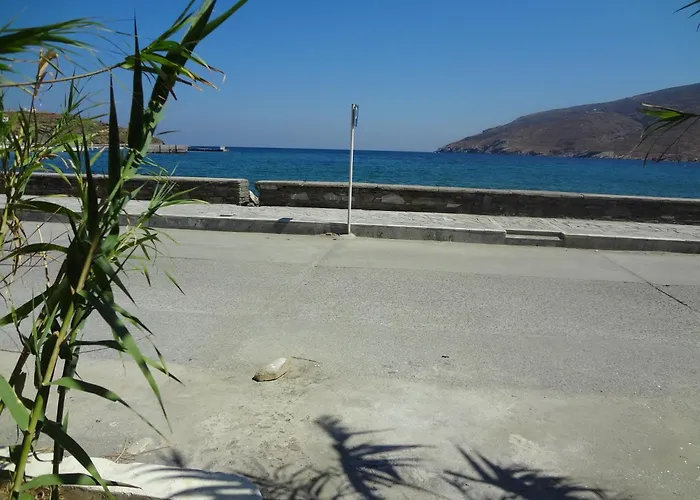 Вилла In Front Of The Beach. *